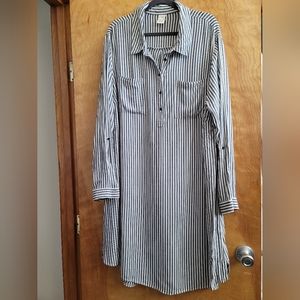 Blue and White striped, tunic dress. Size 2XL. 100% Rayon.